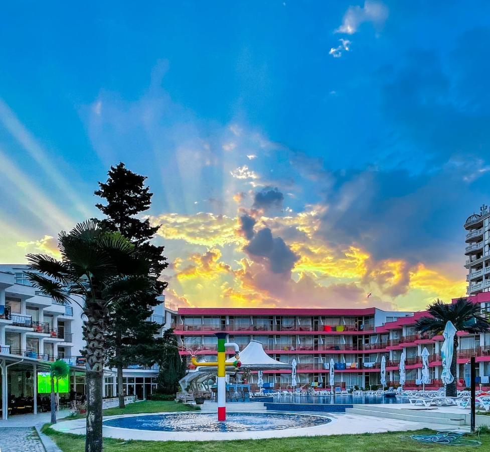 Flamingo Beach Hotel 써니비치 외부 사진