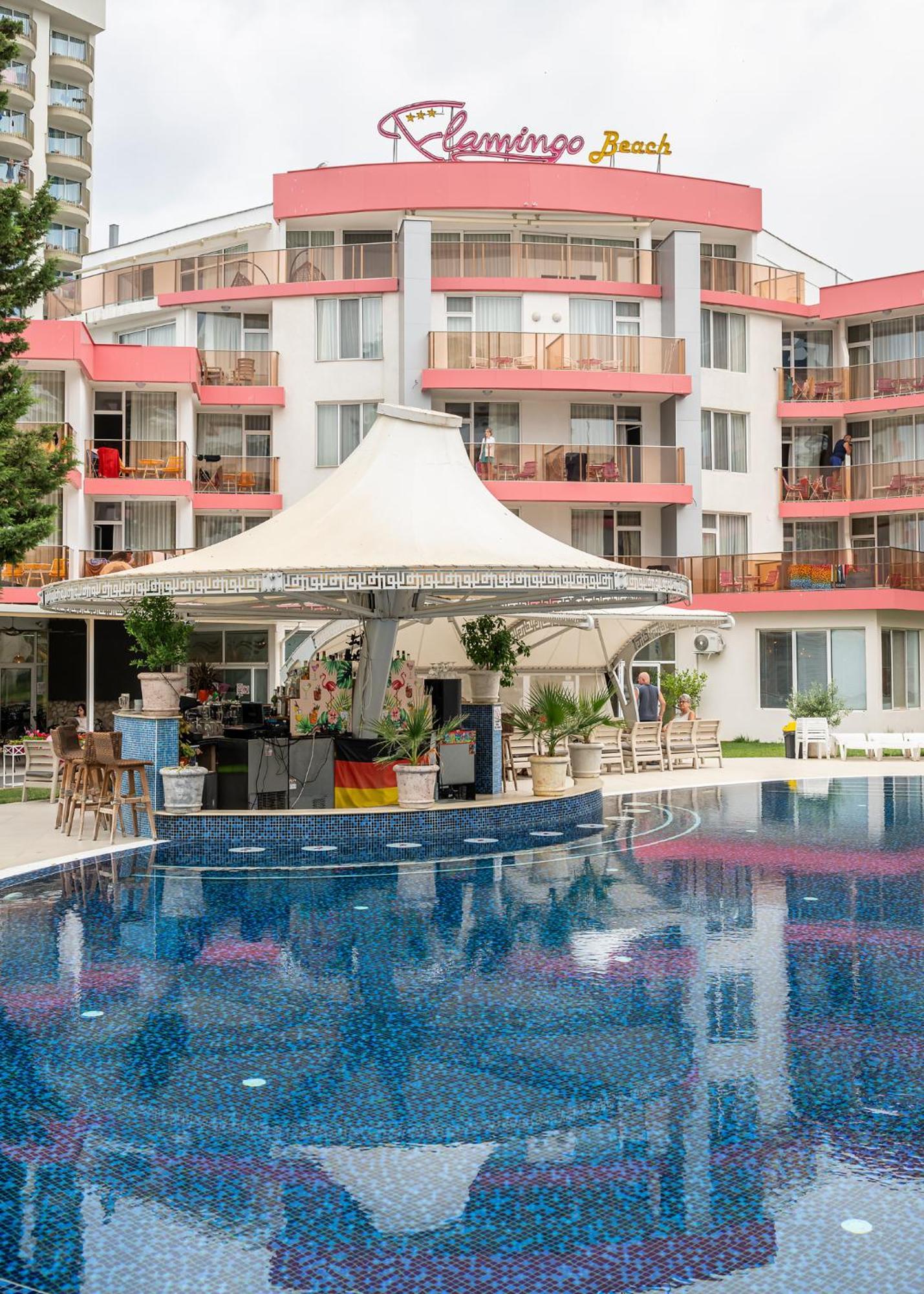Flamingo Beach Hotel 써니비치 외부 사진