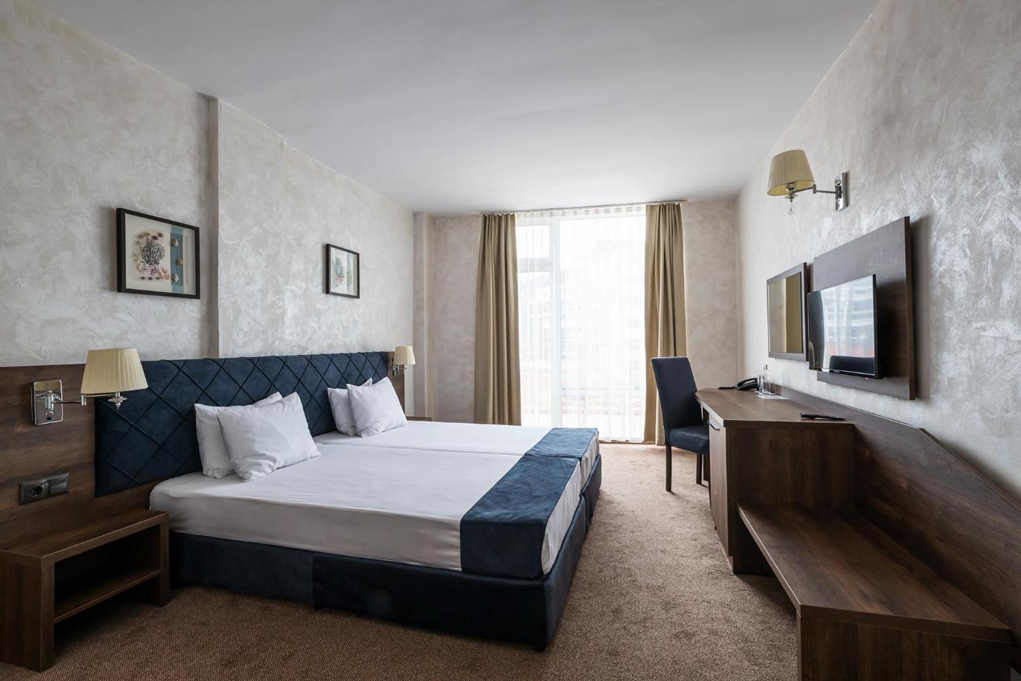 Flamingo Beach Hotel 써니비치 외부 사진